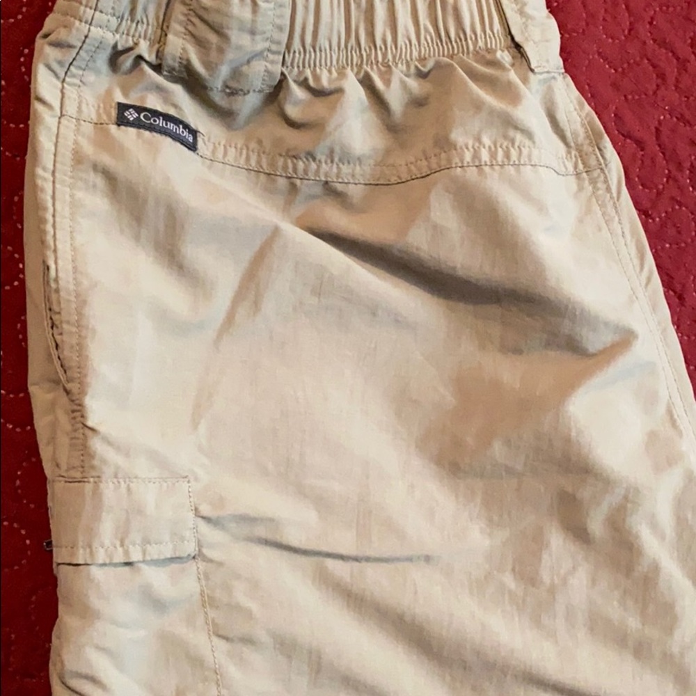 Shorts - Picture 3 of 5